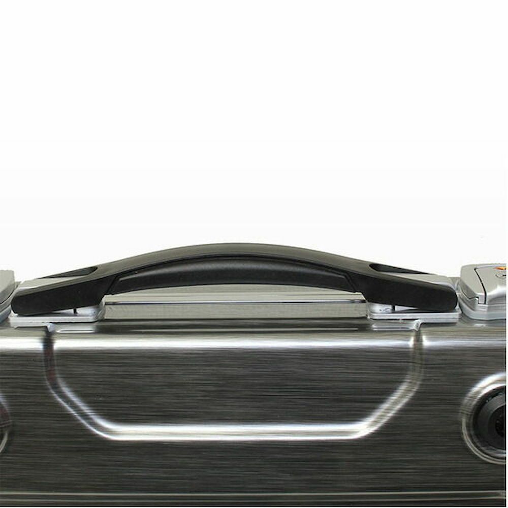 G-BRONCOアタッシュケース３６ｃｍ　Ａ４サイズ　ヘアラインハンドル部分